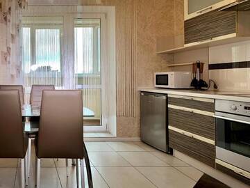 Фото номера Апартаменты с балконом Апартаменты квартира в элитном доме г. Gershony 40